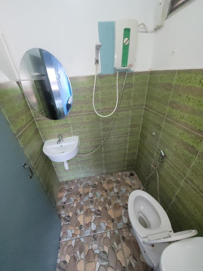 Psiloceye Weed Bar Restaurant & Guesthouse Τσιάνγκ Μάι Εξωτερικό φωτογραφία